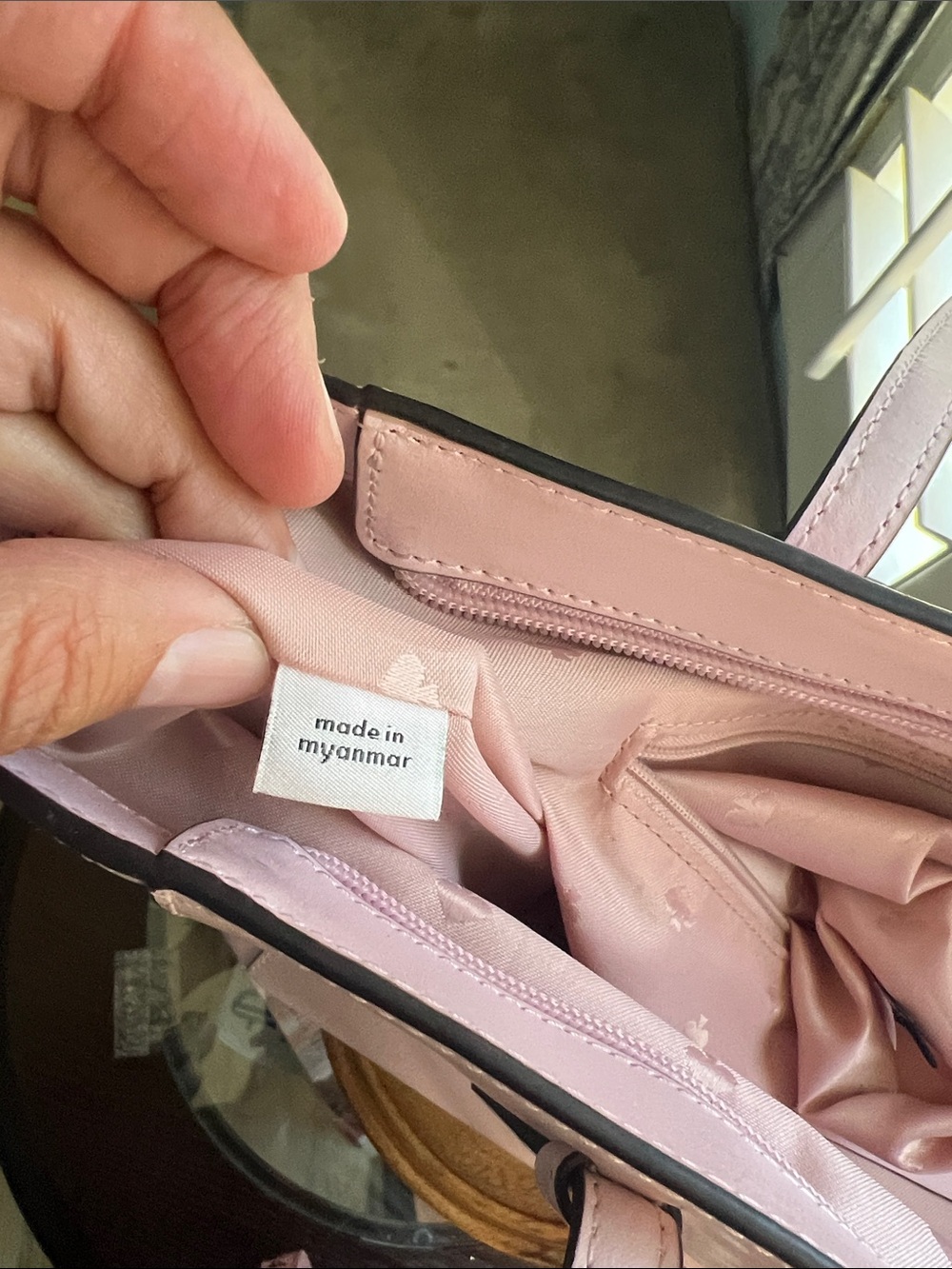 Kate Spade, Large, blush pink leather tote, EUC - Picture 13 of 13